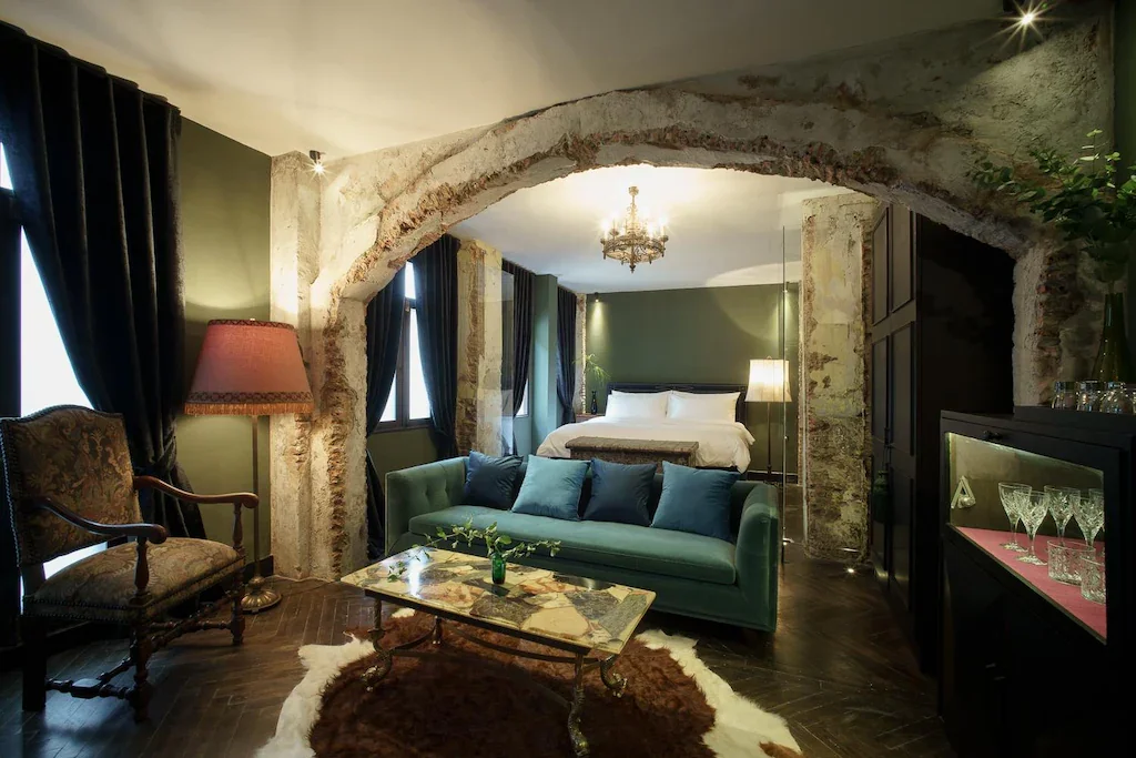Royal Suite Room